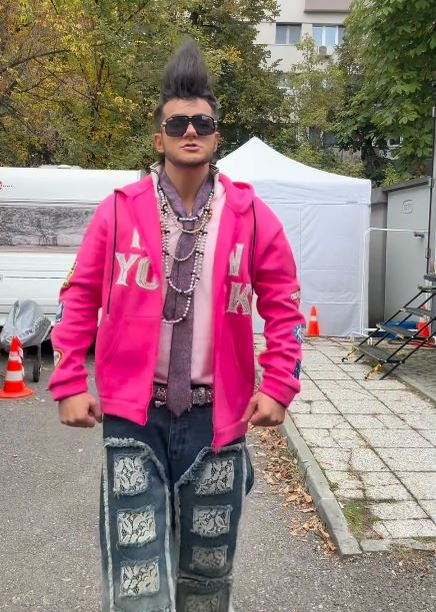 Vlad Drăgulin dă viață unui personaj excepțional în Băieți de oraș