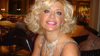 Loredana este fan al tenisului! Artista o sustine pe Andreea Rosca, aflata in sferturile turneului Nike Juniors!