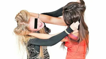 Andreea de la Masterchef, pusa la punct de o iubita geloasa, in club, vara trecuta. S-a batut cu o femeie, din cauza amantului?