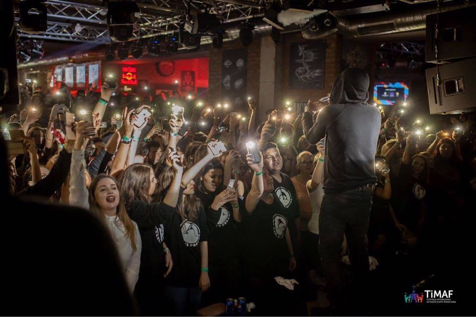 Scandal! Câţi bani încasează Carla’s Dreams pentru un concert