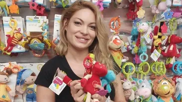 Am filmat-o la cumpărături! Primele imagini cu PELINEL după naştere!