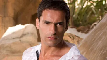 Un rahat de telefon, ca nu degeaba i se zice smart... Radu Valcan ia in ras autoritatile din Romania dupa accidentul aviatic