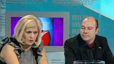 Fiica Lianei Stanciu l-a asteptat pe Mos Nicolae ascunsa dupa un perete! Afla ce a primit!