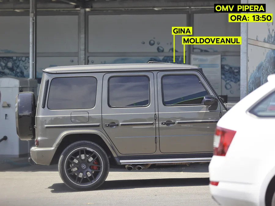 Gina și Moldoveanul așteaptă în mașină să sosească șoferul cu Audi (Foto: CANCAN.RO)