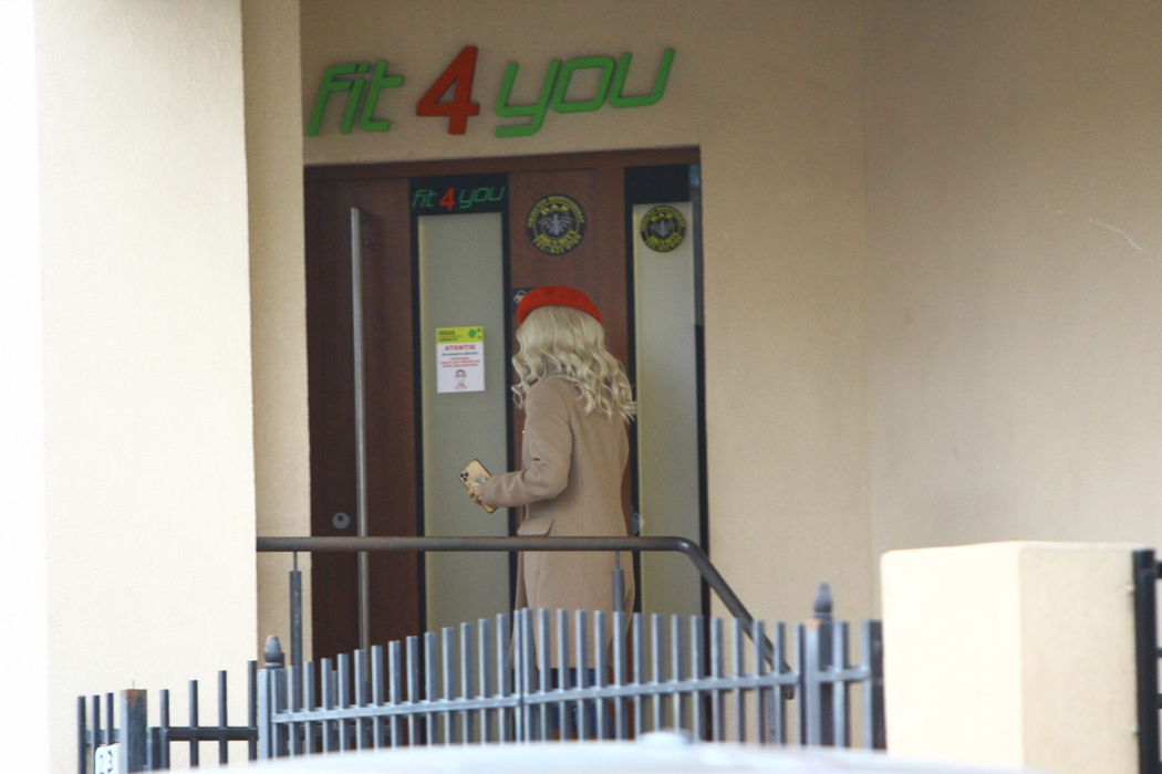 Andreea Bălan intră la salon