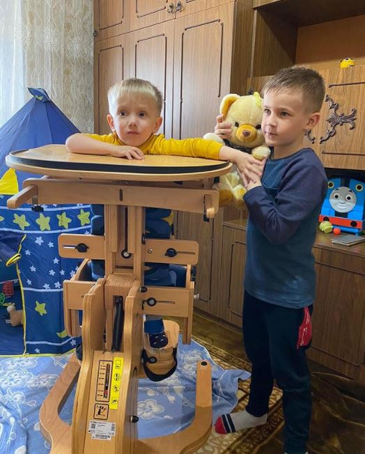 Bianca Drăgușanu, în misiunea de salvare a lui Mihăiță Reaboi care se luptă cu o boală nemiloasă. Adelina Pestrițu și Alina Ceușan se numără printre vedetele care au făcut donații pentru el