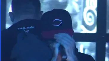 Cat bea Uzzi intr-un concert, nu bei tu intr-o luna! Data trecuta eram beat, acum sunt mort de treaz- Vezi cele mai tari momente cu el din concerte pe care nici el nu le mai stie!