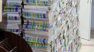 40.000 de carti pentru elevii din sectorul 6, din partea liberalilor