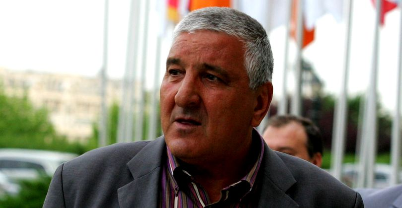 Rică Răducanu, internat la spital! “Durerile sunt crunte!”