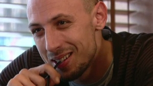 Fostul impresar al ALEXANDREI STAN şi-a aflat pedeapsa după ce a bătut-o pe cântăreaţă. Ce au decis judecătorii