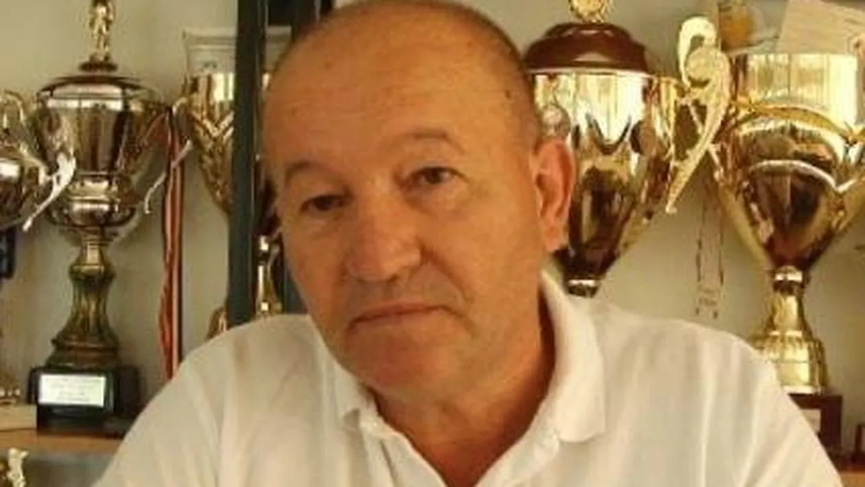 Un cunoscut antrenor de judo şi-a găsit sfârşitul la volanul maşinii, după ce a fost implicat într-un teribil accident rutier