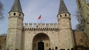 Un turist român a dispărut în timp ce vizita Palatului Topkapi din Istanbul! Familia este disperată
