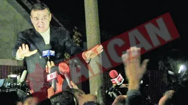 Gigi da o excursie in Bulgaria si o geaca pentru un vot