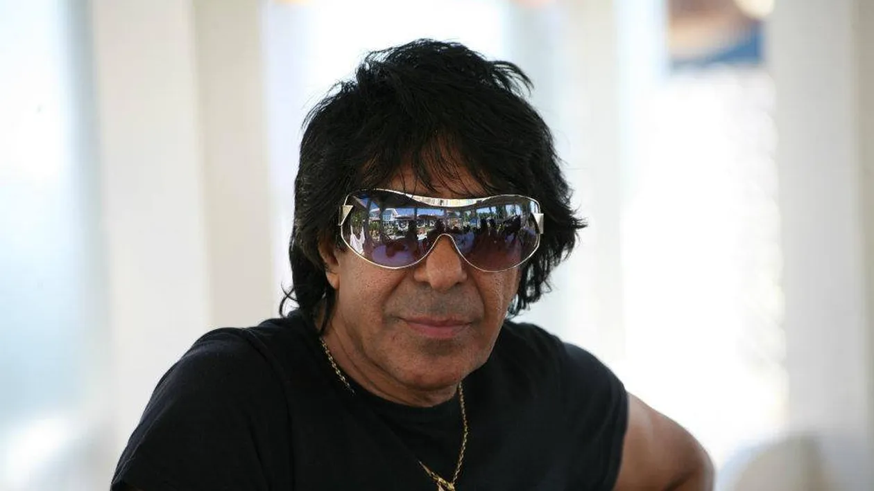 Ai un PONT? Trimite-ne povestea ta!