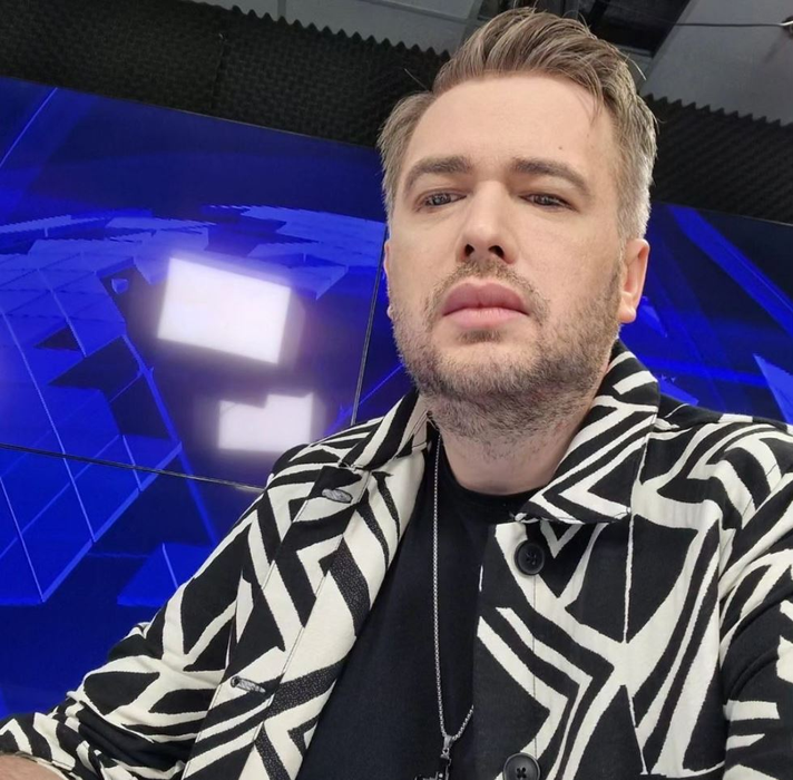 Ștefan Farrel este poreclit Regele Transilvaniei în modă (Foto: Instagram)