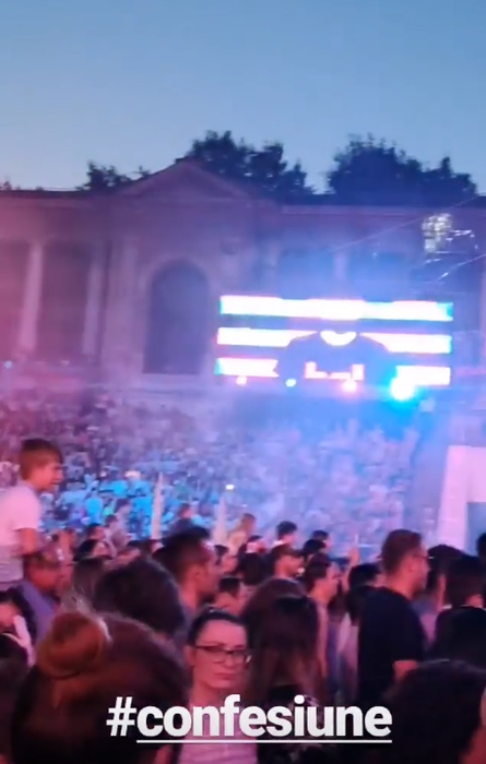 Gina Pistol și-a susținut iubitul împreună cu “socrii ei”! Imagini senzaționale de la concertul lui Smiley de la Arenele Romane