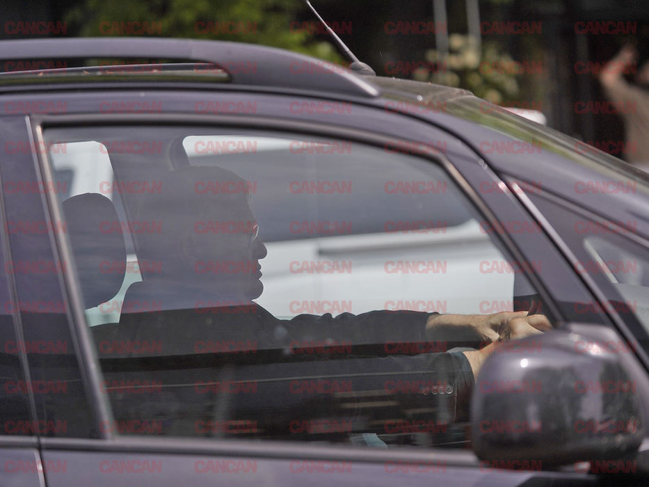 Mircea Dinescu parchează în zona Dorobanți