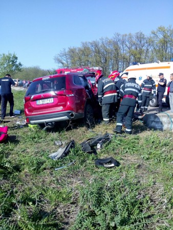 Tragedie pe DN 5! O femeie a murit, două persoane, rănite grav în accident! A intervenit elicopterul SMURD