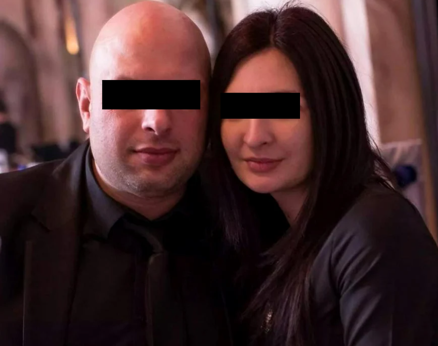 Cum arată crucea fiicei nenăscute a Dianei și a lui Sorin Iacob, cuplul mort în accidentul din Iași. Ce nume aleseseră părinții pentru ea