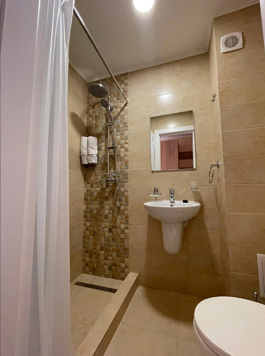 Acesta e singurul hotel de o stea din Mamaia! Ireal cum arată camera și câți lei costă cazarea pe noapte