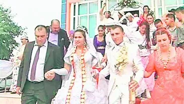 Cea mai scumpă nuntă din istoria României! Cel mai bogat ţigan şi-a măritat fata!