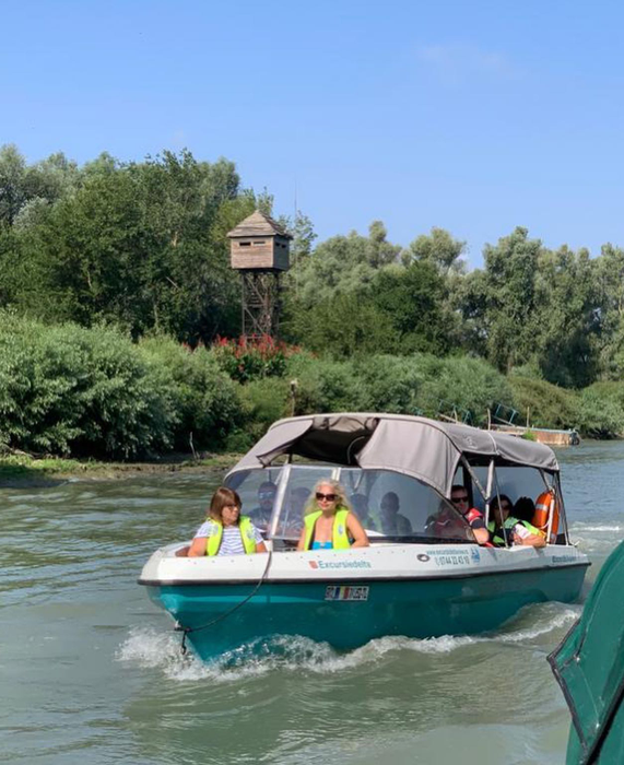 Pe lângă liniștea și împrejurimile fabuloase, Delta Dunării oferă și o mulțime de tradiții (Foto: Facebook)