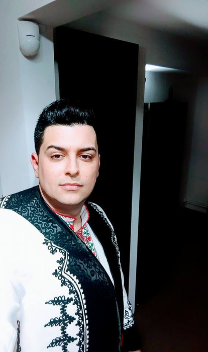 Dovada că Răzvan, fiul lui Constantin Măgureanu, a încercat să se apropie de tatăl său! Mesajul transmis în urmă cu 4 ani: “Plânge inima în mine…“