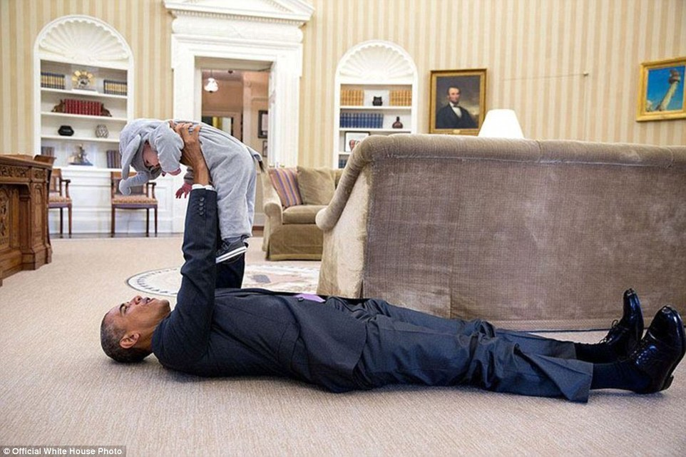 BARACK OBAMA, imagini senzaţionale realizate de fotograful CASEI ALBE!