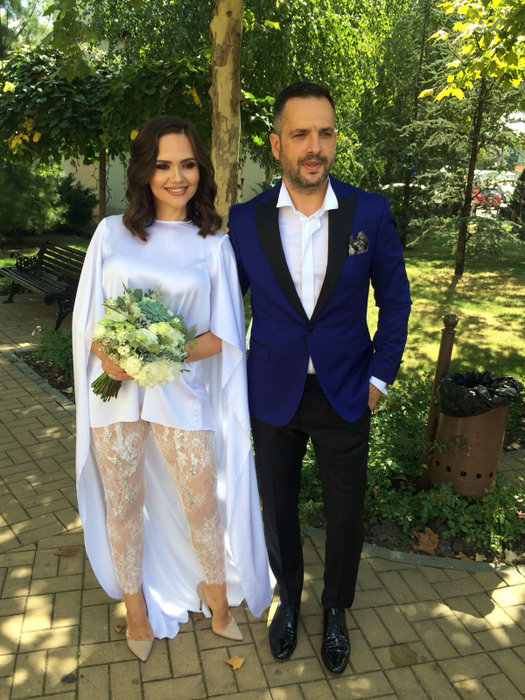 Mădălin Ionescu sare în apărarea soției, pusă la zid pentru cum s-a îmbrăcat la cununie
