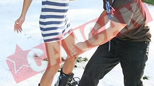 FOTO Extravaganta in California! Pamela Anderson a facut snowboarding in fusta mini!