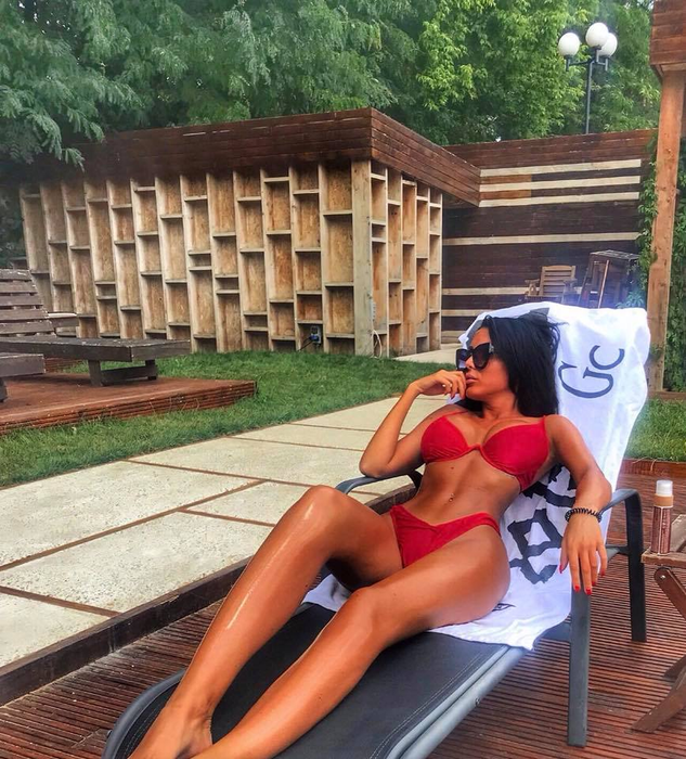 Raluca, noua iubită a lui Victor Slav