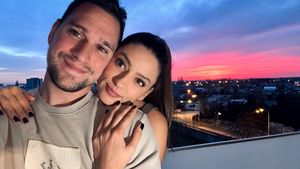 Oana Moșneagu, prima reacție după ce a fost cerută în căsătorie de Vlad Gherman, pe scena teatrului: ”Să învățăm să ne iubim”