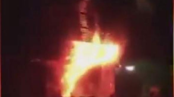 Tragedie într-un club de karaoke! 18 oameni au ars de vii! A blocat ieșirea cu motocicleta și apoi a dat foc VIDEO