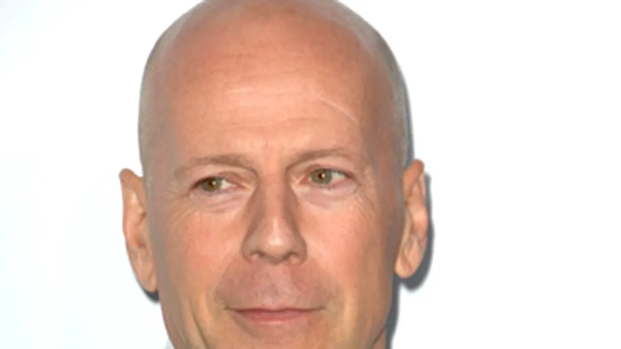 Bruce Willis si-a sfatuit fiica sa se rada in cap pentru ca nu ii sta bine parul