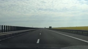 VIDEO Pleci la mare de 1 Mai? VEZI cum se circula acum pe Autostrada Soarelui! Drumul spre mare este monitorizat de un elicopter!