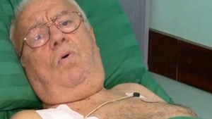 Alexandru Arsinel a invins boala! Marele actor, plin de viata si tot numai un zambet la o petrecere
