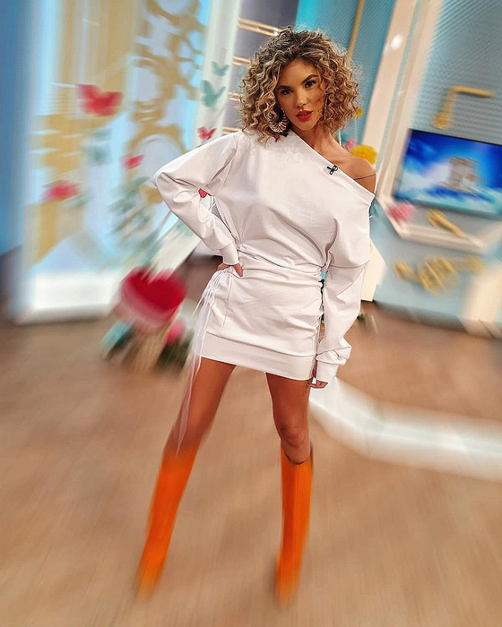 Ce rușine! Cum a fost umilită Ramona de la „Neatza” de 4 studenți: „M-au luat cu ei în camera de cămin și..”