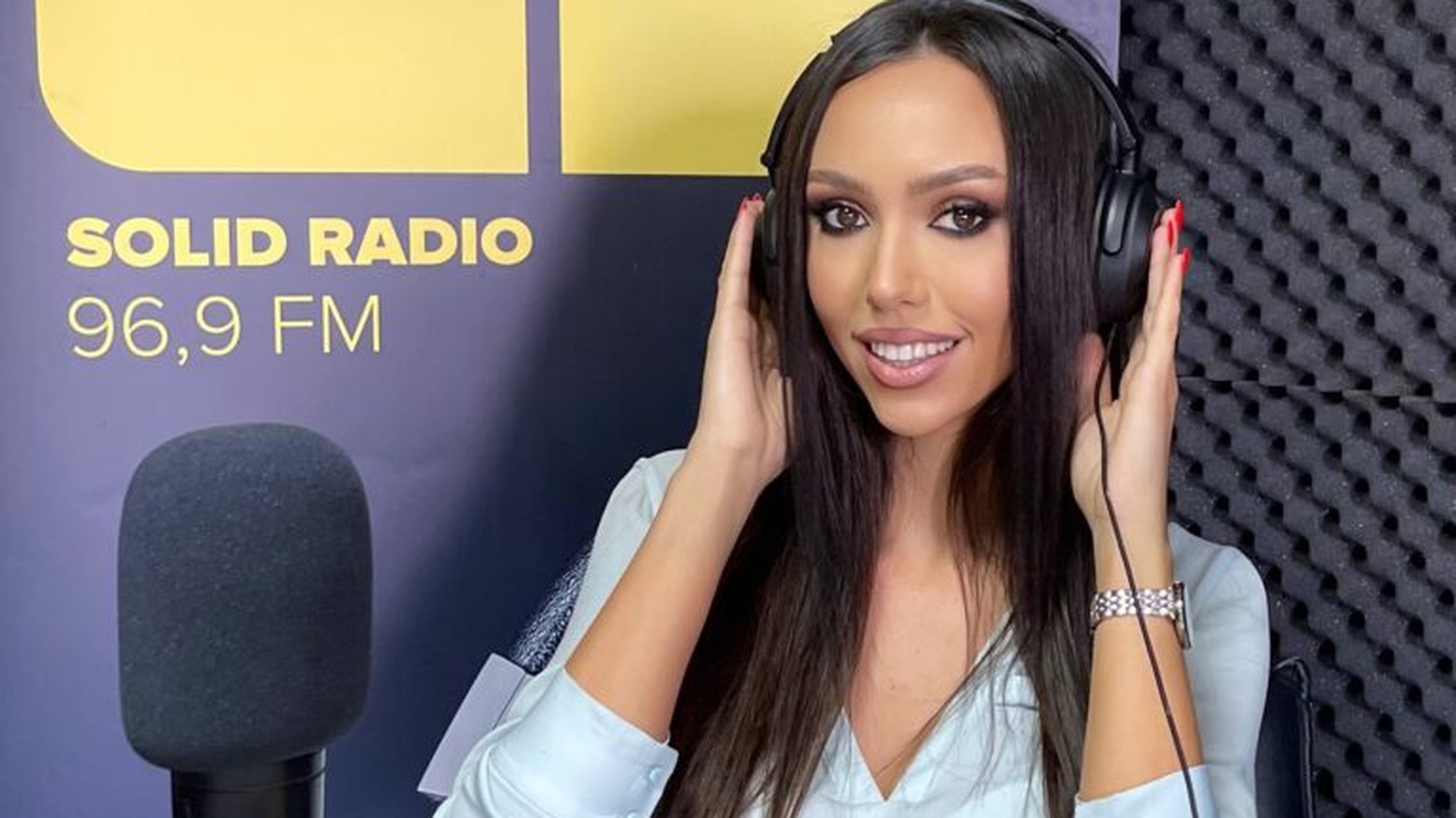 ”Golden Hour cu Jessie”, cea mai nouă emisiune din grila Gold FM: ”Tinerețe și optimism, numai bună de ascultat în drive time”