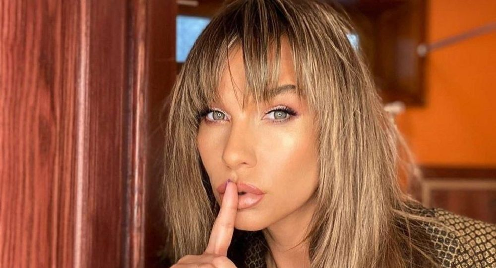 E vară, e soare… Anna Lesko e goală! Internetul a luat-o razna după ultima fotografie publicată de artistă