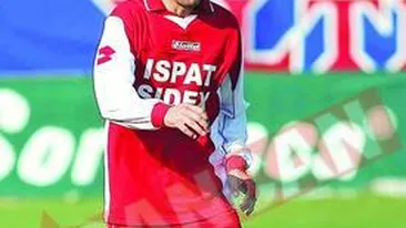 Spioneaza pentru Adrian Ilie