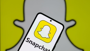 Utilizatorii Snapchat, taxați pentru stocarea pozelor și videoclipurilor vechi. Cât vor fi nevoiți să plătească pentru a păstra conținutul