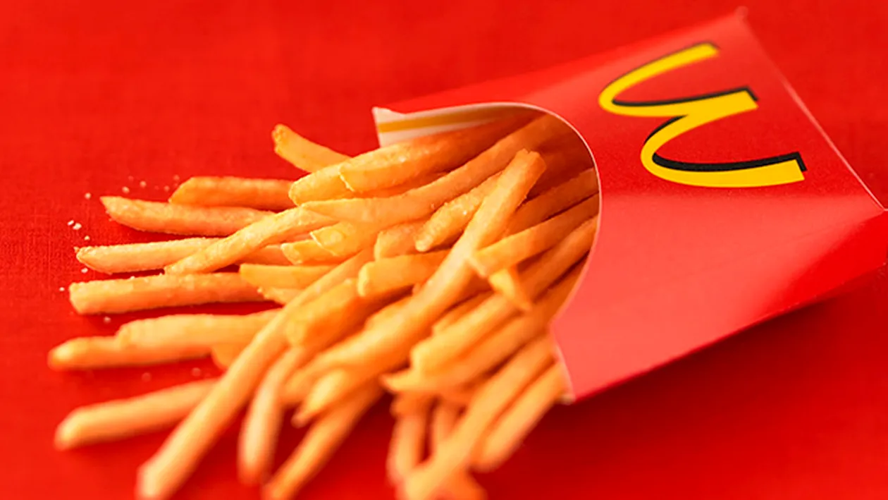 Schimbarea anunţată de McDonald's! Cu ce se ÎNLOCUIESC clasicii cartofi prăjiţi