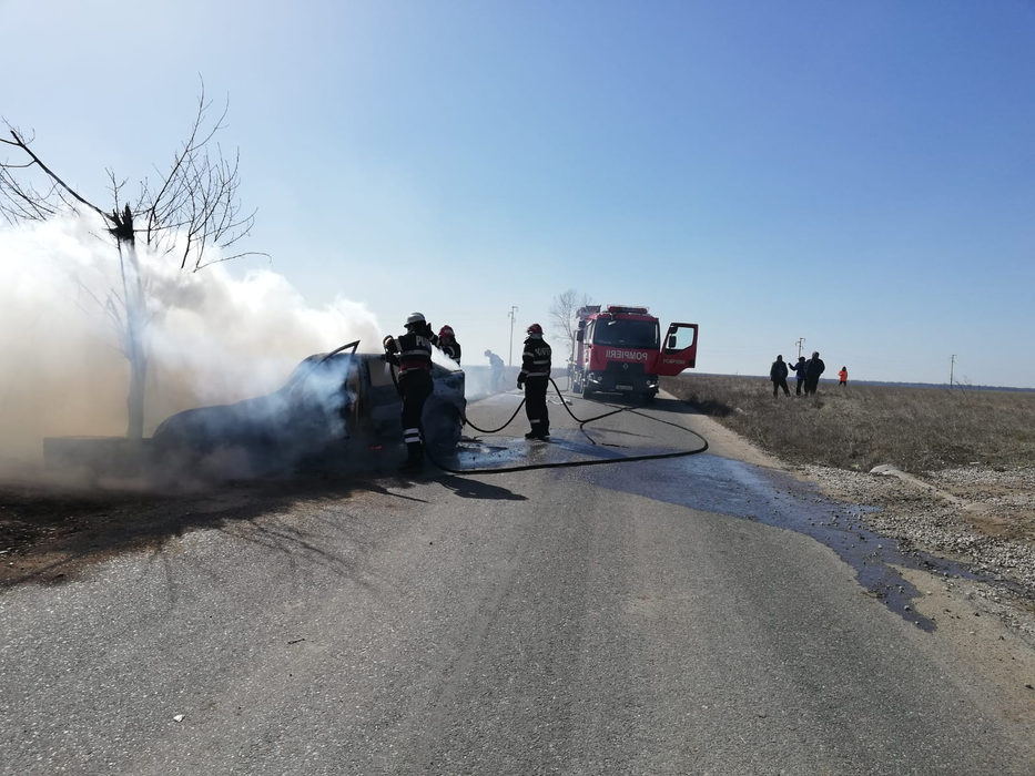 Pompierii nu au mai avut ce salva
