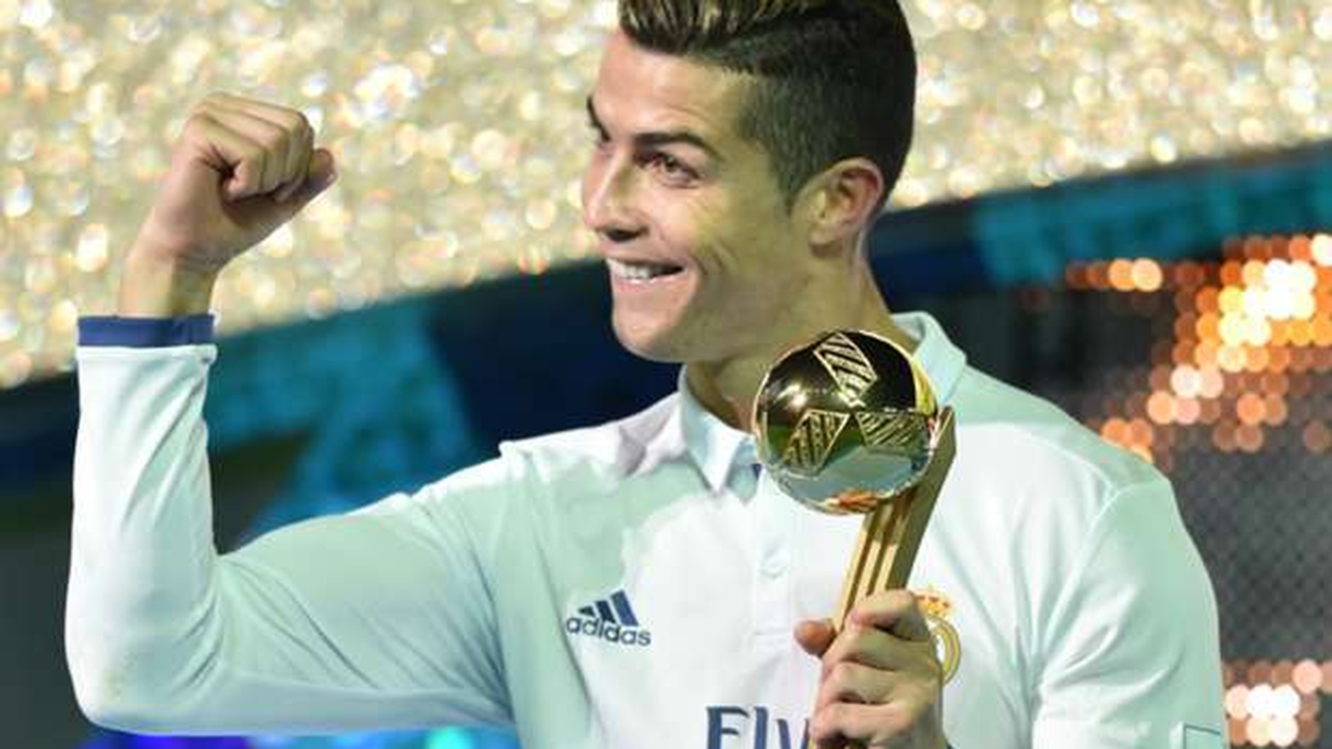 Acesta a fost anul lui CRISTIANO RONALDO! Iată câte premii a strâns în 2016 superstarul lui Real Madrid
