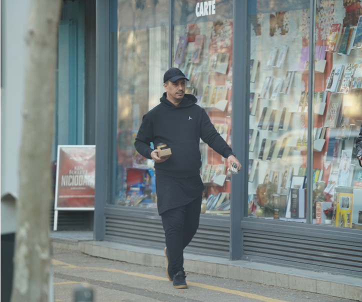 Dani Prințul Banatului a intrat în benzinărie, de unde și-a luat cafea și țigări