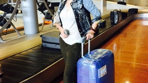 Momente de panica pe aeroportul din Paris! Adina Buzatu a ramas… dezbracata