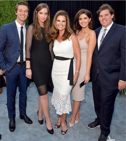 Arnold Schwarzenegger e în divorţ de 6 ani! De ce nu se desparte de Maria Shriver?