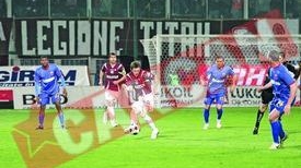 Liga de fotbal ar putea "sari" milioane de romani