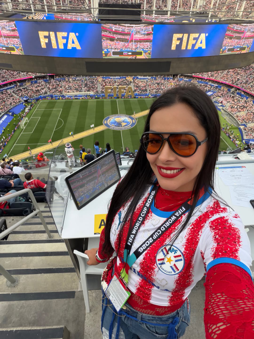 Ce face acum Larissa Riquelme, tânăra virală de la Campionatului Mondial din 2010. Sursa foto: Instagram