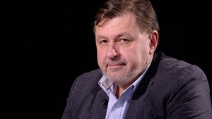 Alexandru Rafila le răspunde celor care susțin că noul coronavirus nu există: „Particula virală se poate vedea la microscop”